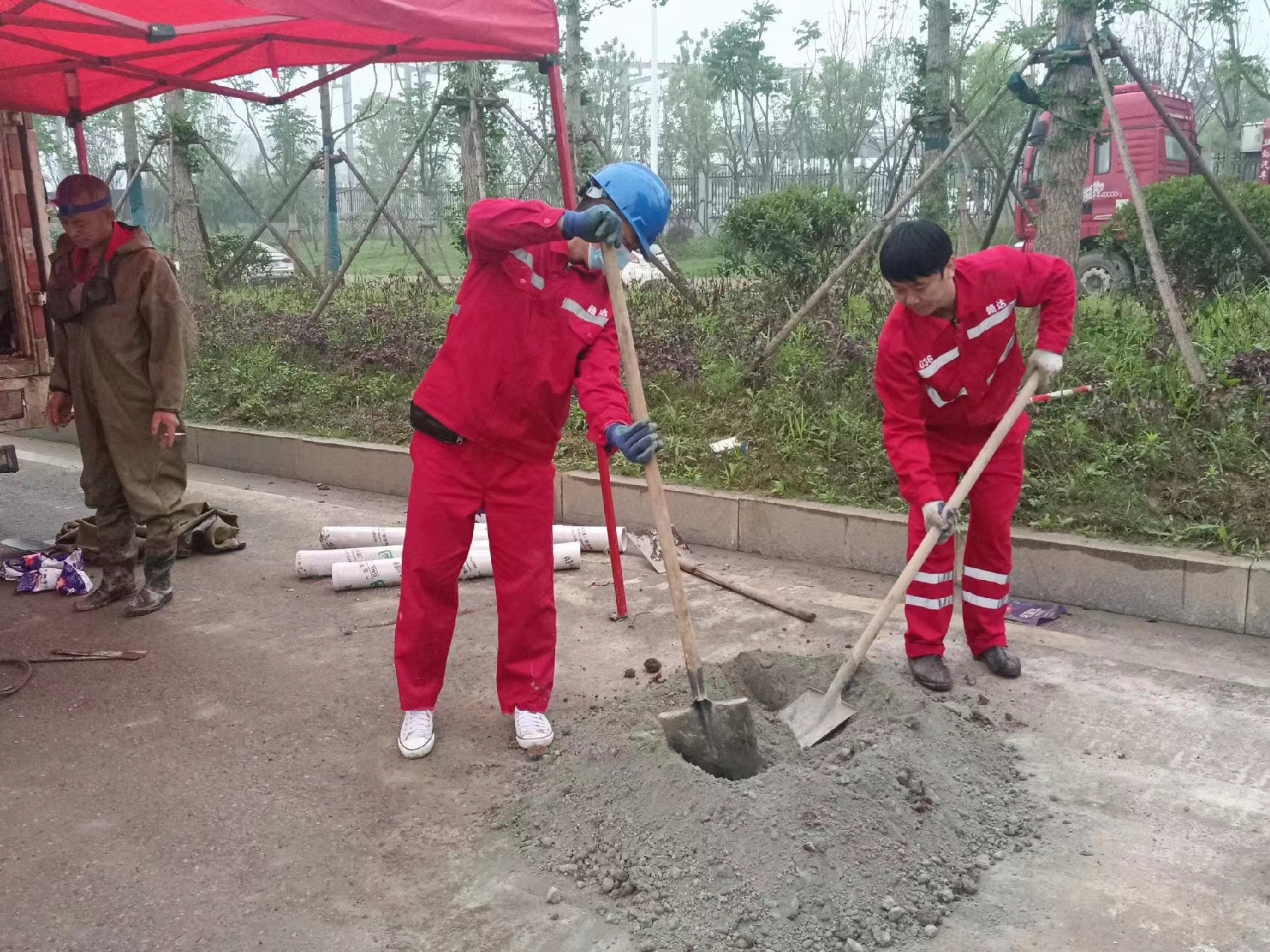 千阳管道疏通哪家好】及时进行市政管道清淤